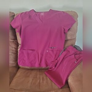 Womens Koi Next Generation scrub set